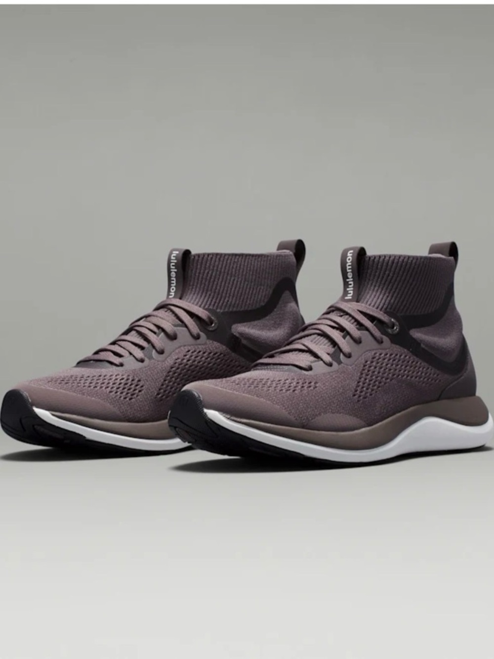 Lululemon Women's Chargefeel Mid Workout Shoe Dark Gray Mid-Top Size 9 Sneaker